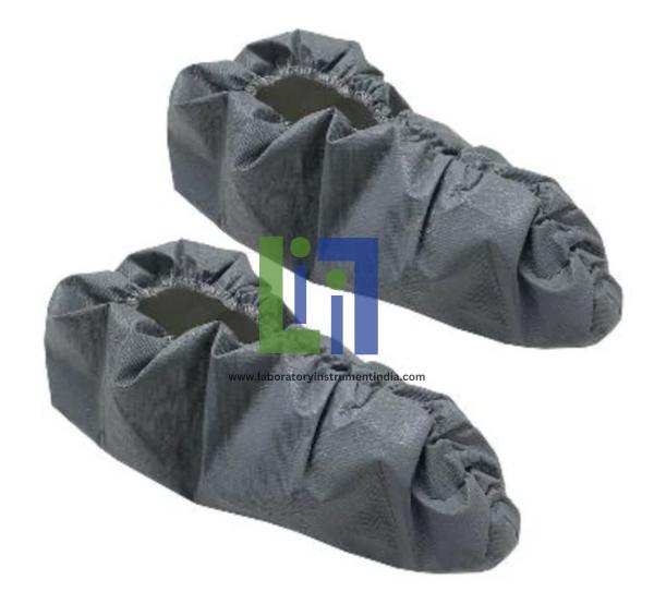 A40 Skid-Resistant Shoe Covers