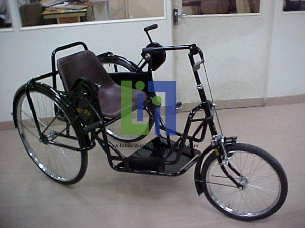 Disability tricycle, hand-powered