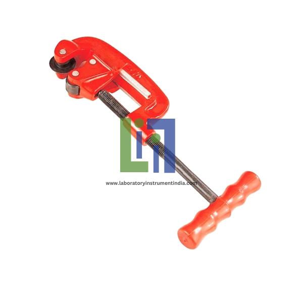PIPE CUTTER